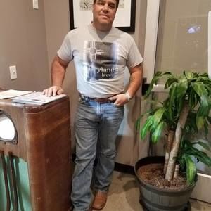 Meet your Posher, Aaron